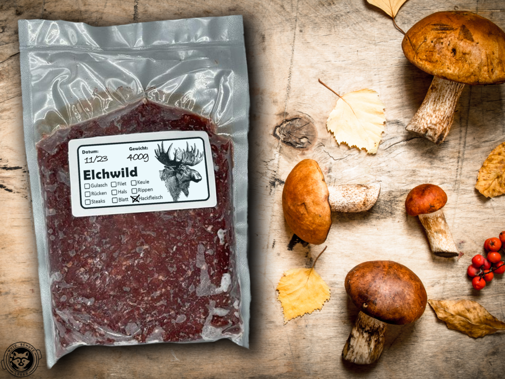 WUID.PIKERL ELCHWILD Aufkleber auf Hackfleisch